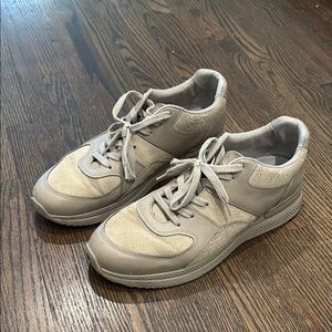 Everlane Leather Sneakers